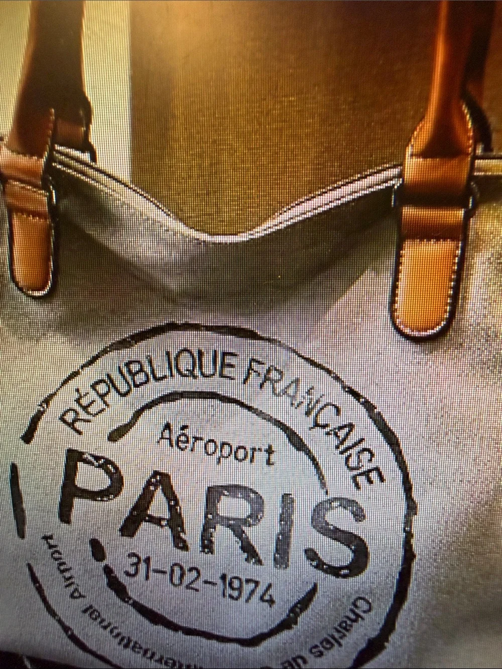 Canvas Paris Stamp Tote Bag with crossbody & adjustable handle. 🆕